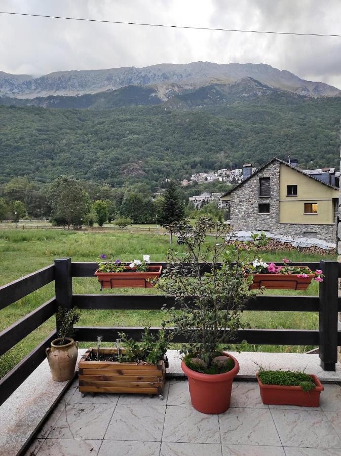 L'Artiga Apartment Sesue Bagian luar foto