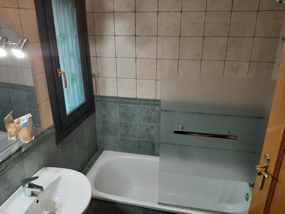 L'Artiga Apartment Sesue Bagian luar foto